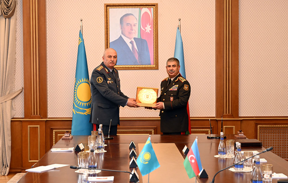 Подписан документ о военном сотрудничестве между Азербайджаном и Казахстаном