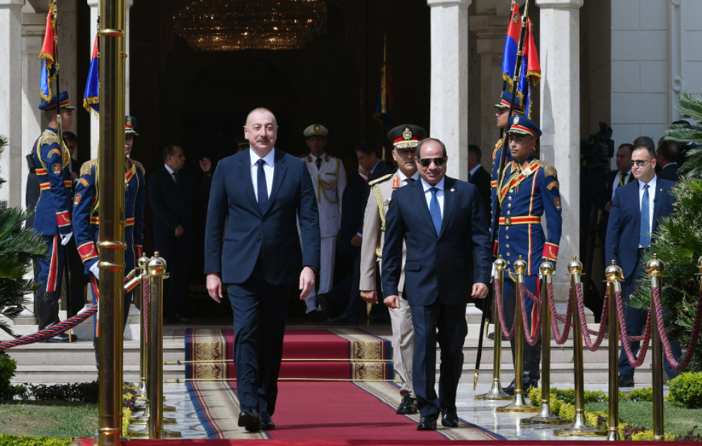 Official welcome ceremony was held for President of Azerbaijan Ilham Aliyev in Egypt