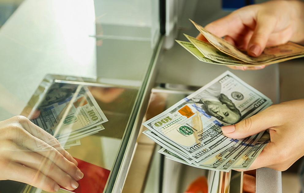 Bankda gecikməsi olanlar da kredit götürə bilər