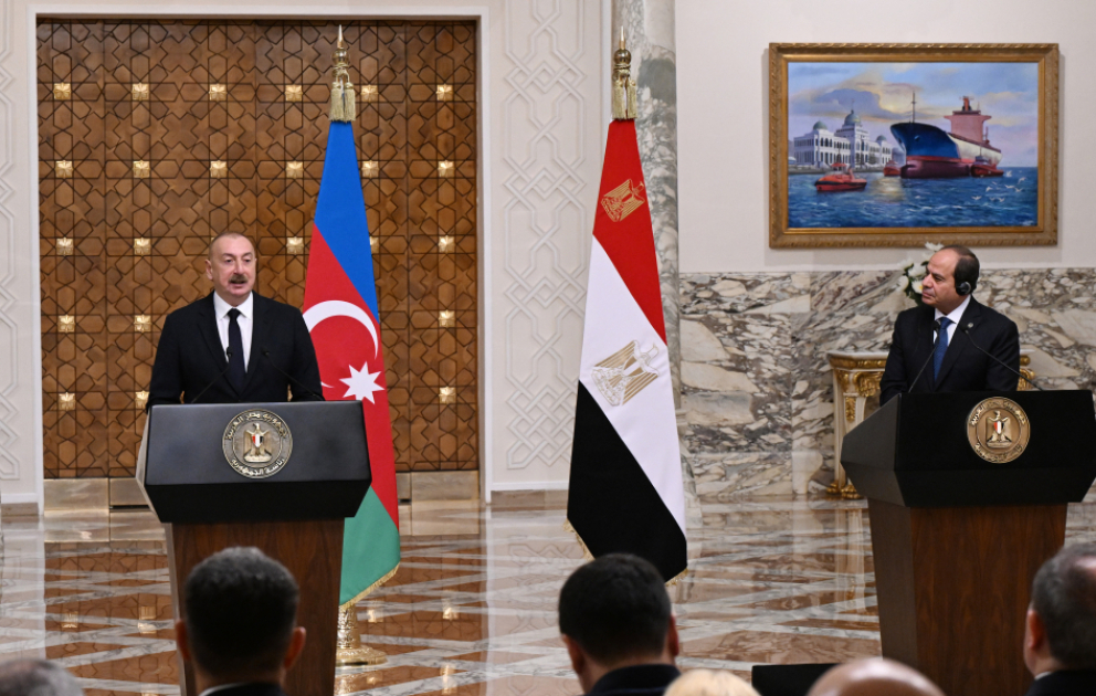 AZƏRTAC XƏBƏR VERİR: Prezident Qahirə səfərində Misir - Azərbaycan əlaqələrini şərh etdi