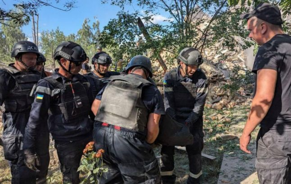 Ukraynanın Krivoy Roq şəhəri atəşə tutulub, 8 mülki şəxs həlak olub