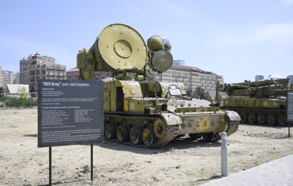 Azerbaijan's defense ministry organizes media tour to Military Trophy Park