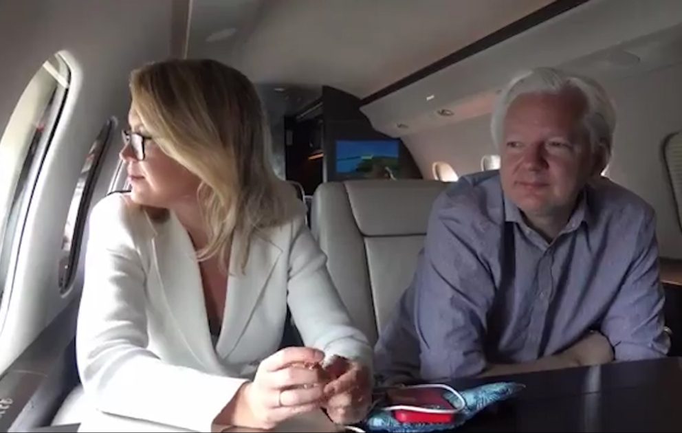 L’avion de Julian Assange a atterri à Bangkok