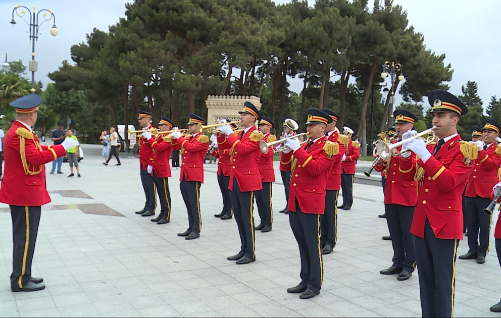 Bakıda hərbi orkestrlərin nümunəvi çıxışları baş tutub