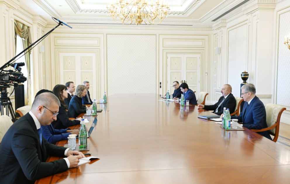 Präsident Ilham Aliyev empfängt Unep-Exekutivdirektorin