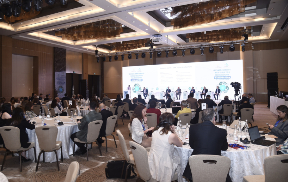 “Yaşıl dünya naminə həmrəylik: dayanıqlı gələcək üçün tullantıdan dəyərə” beynəlxalq forumu panel müzakirələrlə davam edir