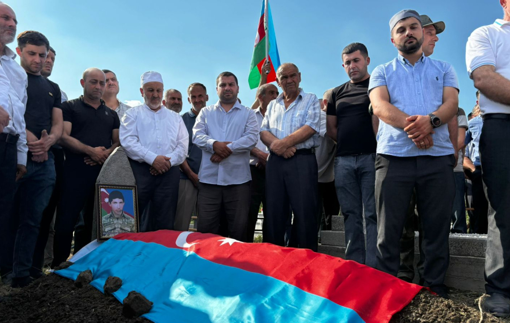 Birinci Qarabağ müharibəsi şəhidinin meyitinin qalıqları Ağdaşda torpağa tapşırılıb