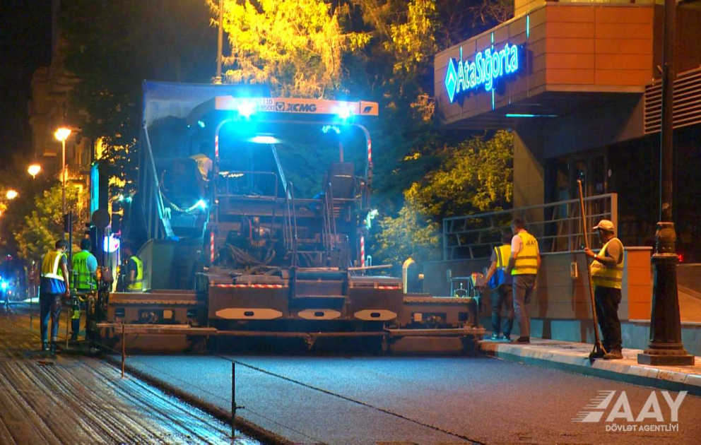 Paytaxtın Azadlıq prospektində təmir işləri aparılır