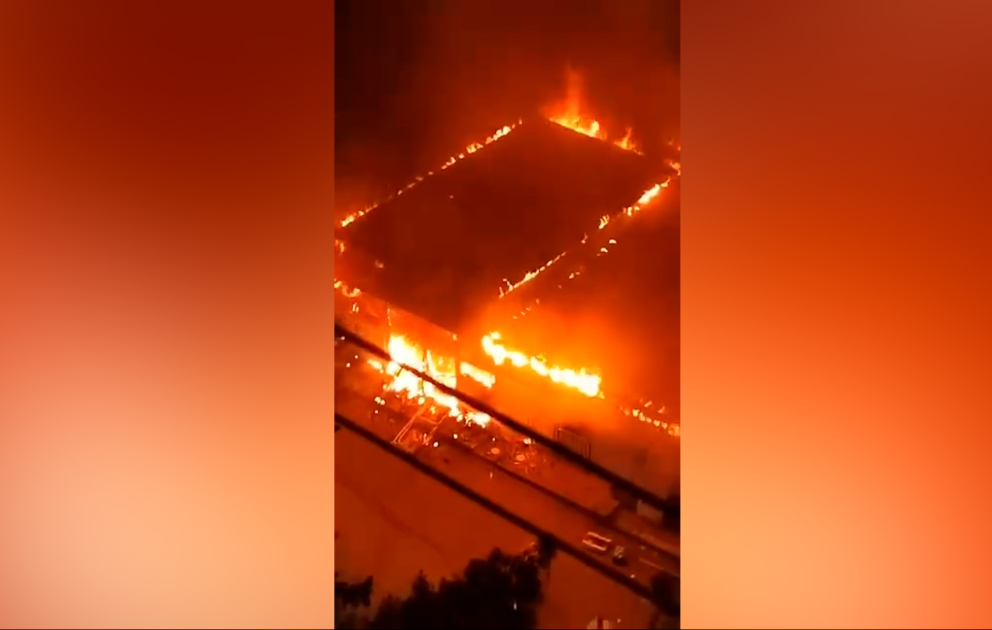 Xətai rayonunda baş verən yanğının görüntüləri