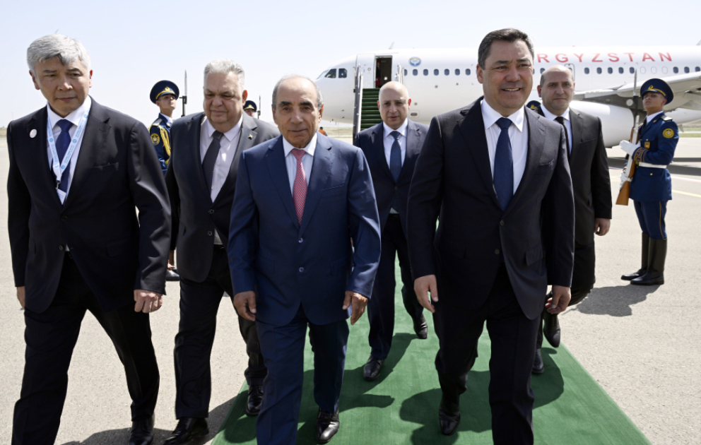 Qırğızıstan Prezidenti Sadır Japarov Azərbaycana səfərə gəlib
