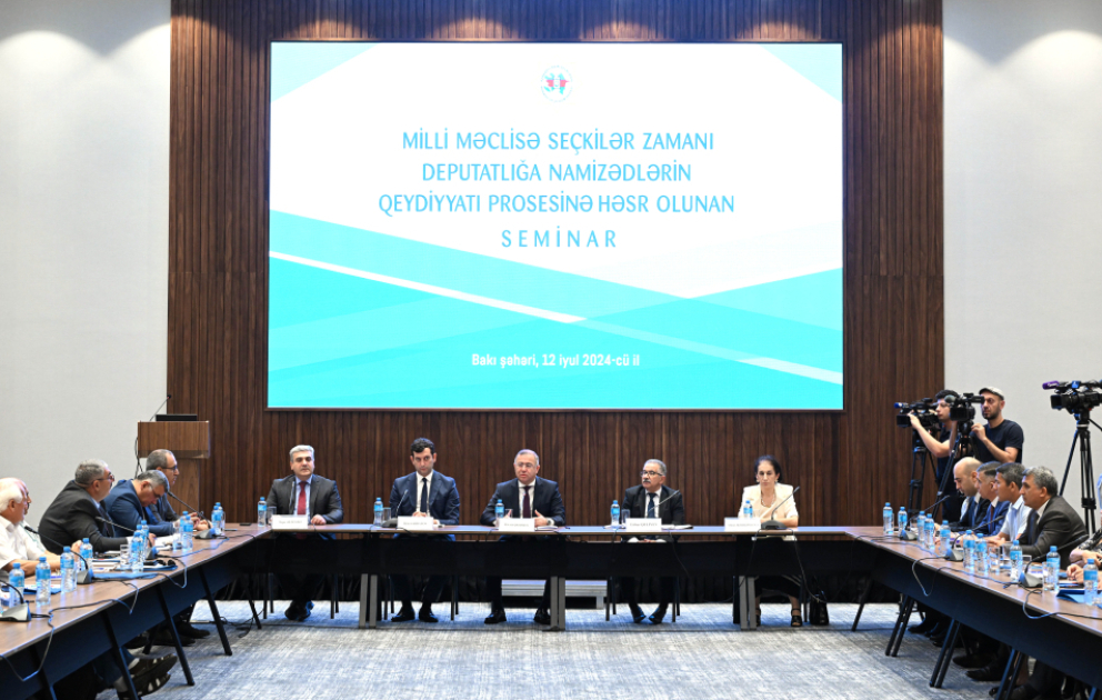 Mərkəzi Seçki Komissiyası deputatlığa namizədlərin qeydiyyatı prosesinə həsr olunan seminar keçirib