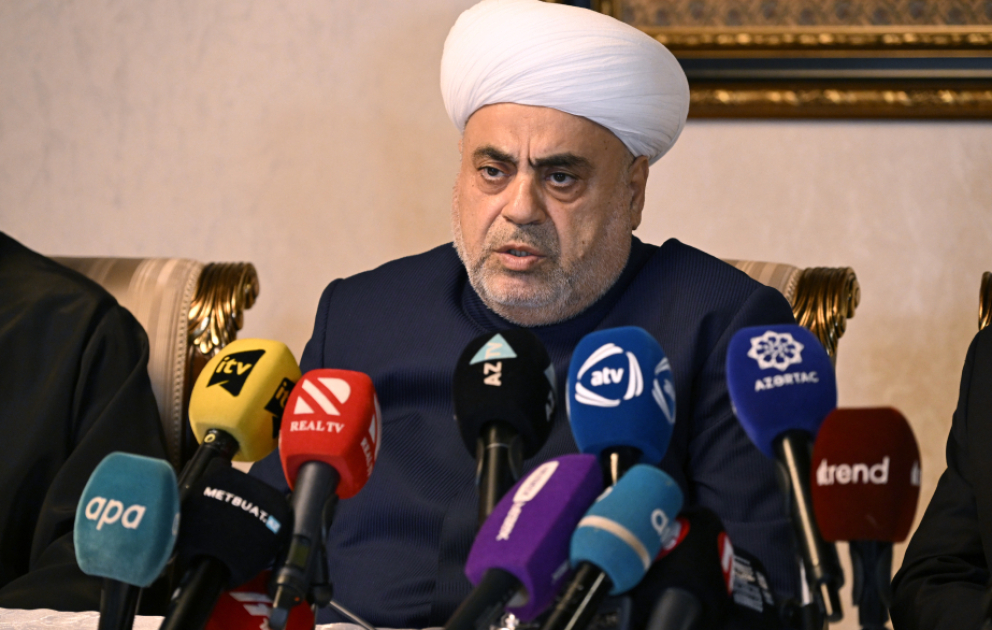 Şeyxülislam: Builki Məhərrəm ayı xüsusi əhəmiyyət daşıyır