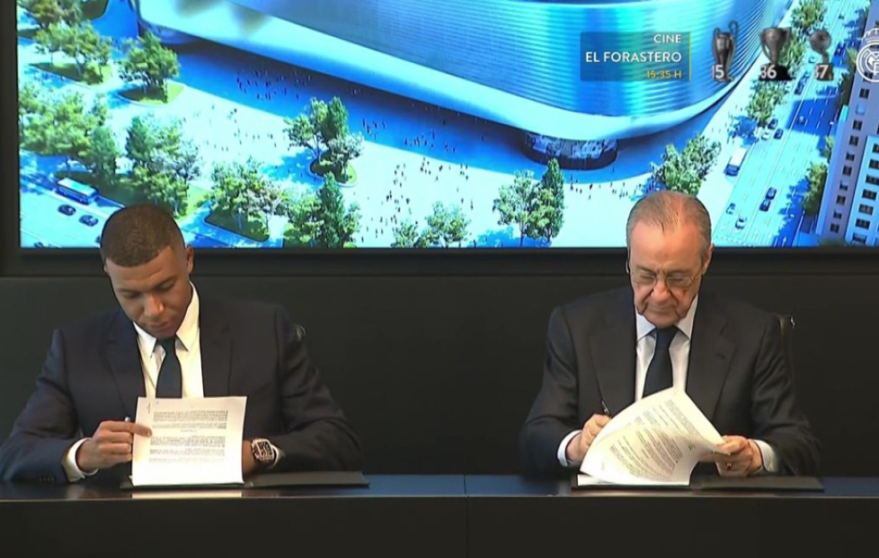 Kylian Mbappé signe son contrat avec le Real Madrid