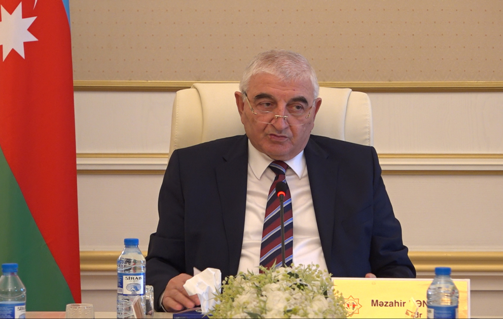 Məzahir Pənahov: Parlament seçkilərində iştirak etmək üçün 806 nəfər Mərkəzi Seçki Komissiyasına müraciət edib