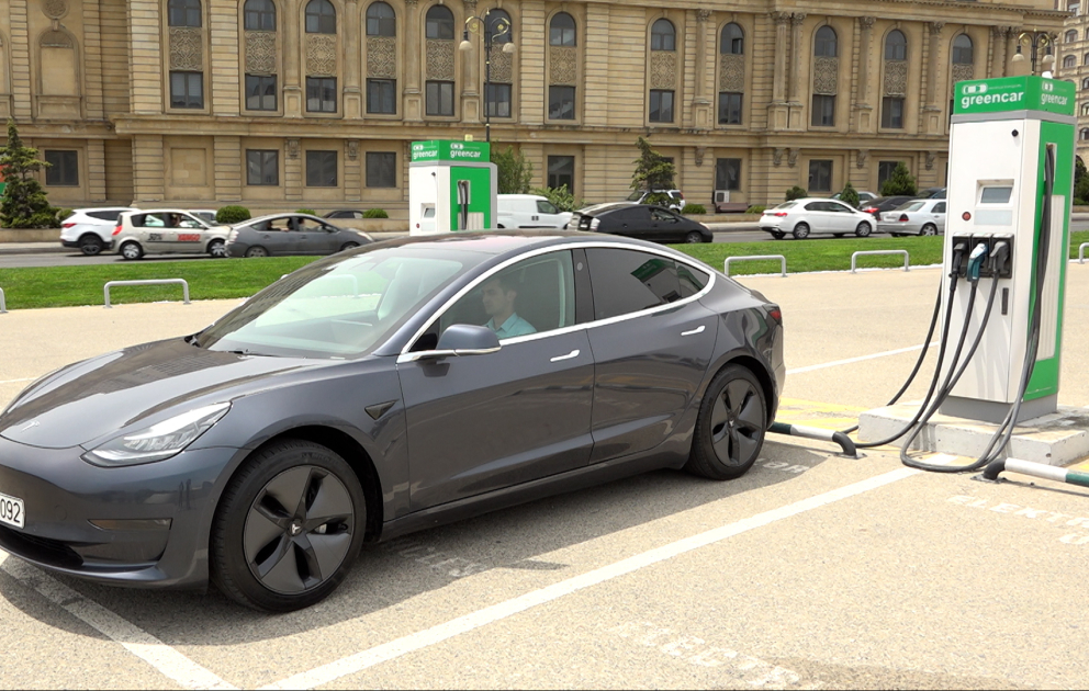 Elektromobilləri günəş enerjisiylə şart etmək mümkündür?