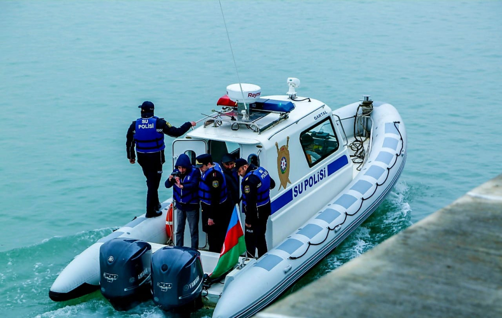 Su polisləri Sahil Mühafizə əməkdaşları ilə birgə Xəzər dənizində brokonyerlik edən şəxsləri aşkarlayıblar