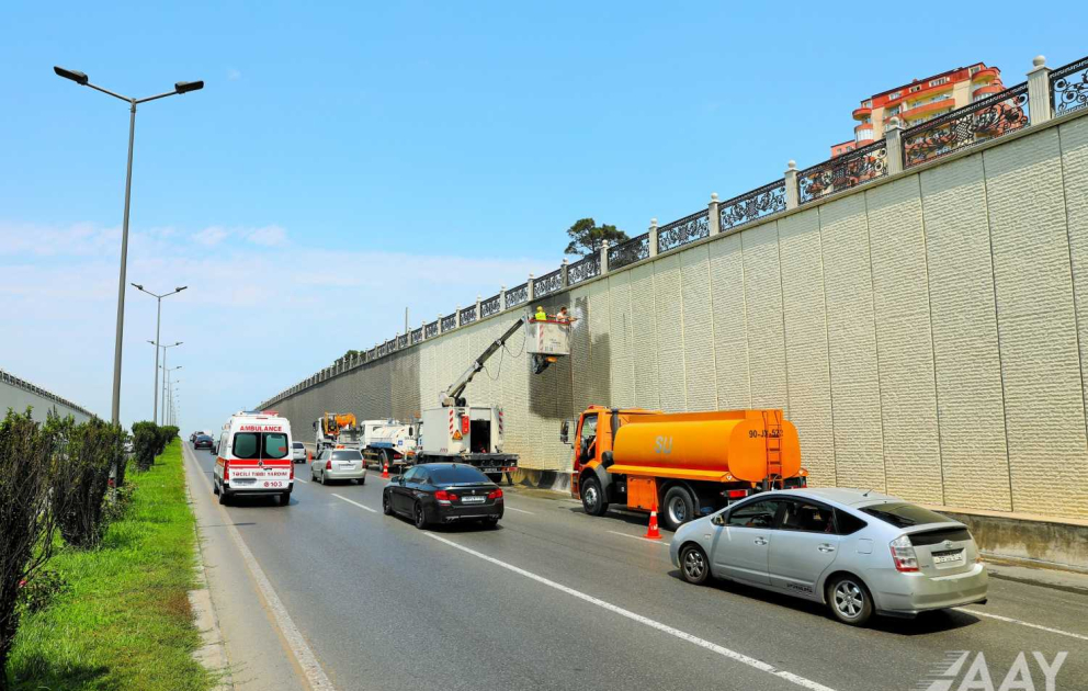 Tunellərin və tuneldaxili yol elementlərinin təmizlənməsi işləri aparılır
