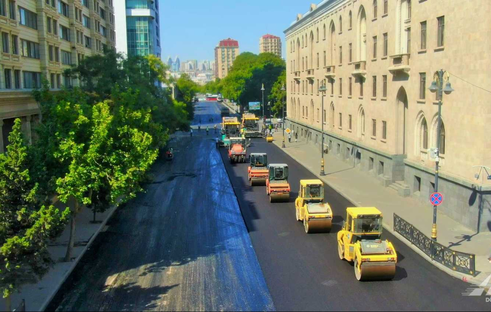 28 May küçəsində təmir işləri icra olunur