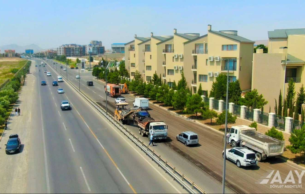Salyan şosesində təmir işləri davam etdirilir