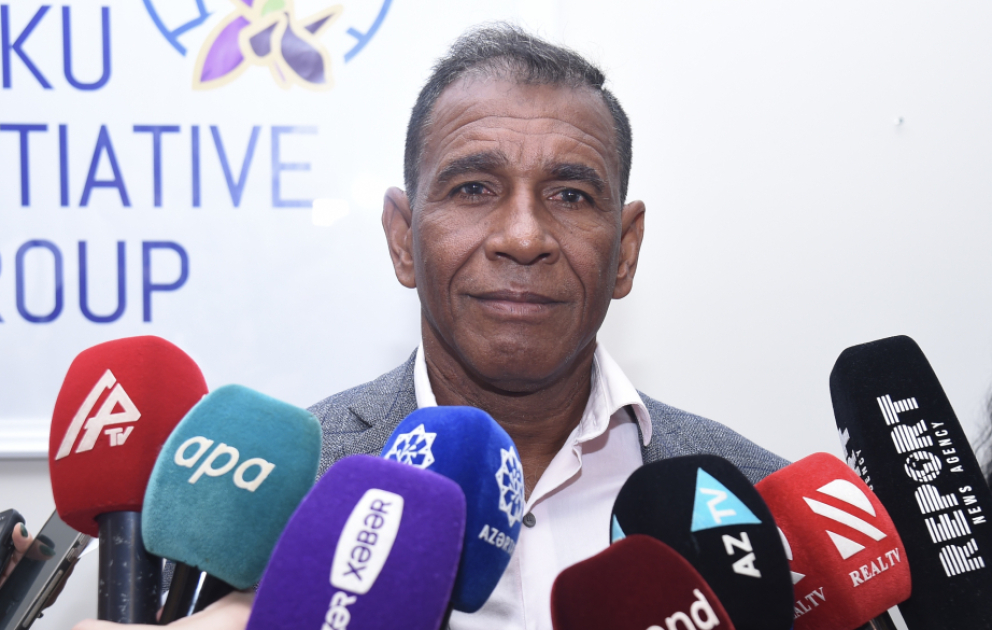 Ceyms Finis: Bizə öz sözümüzü demək üçün şərait yaratdığına görə Azərbaycana təşəkkür edirəm
