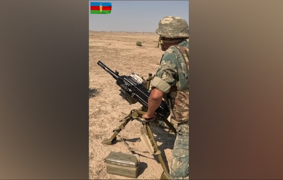 Quru Qoşunlarında minaatan və qumbaraatan heyətləri ilə döyüş atışlı məşğələlər keçirilir