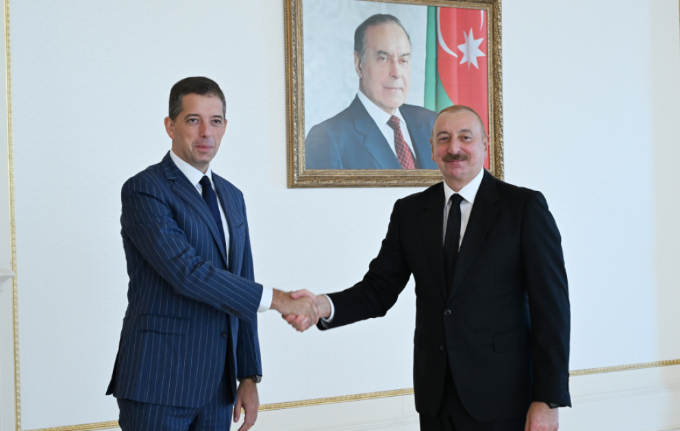 Le président azerbaidjanais reçoit le ministre serbe des Affaires étrangères