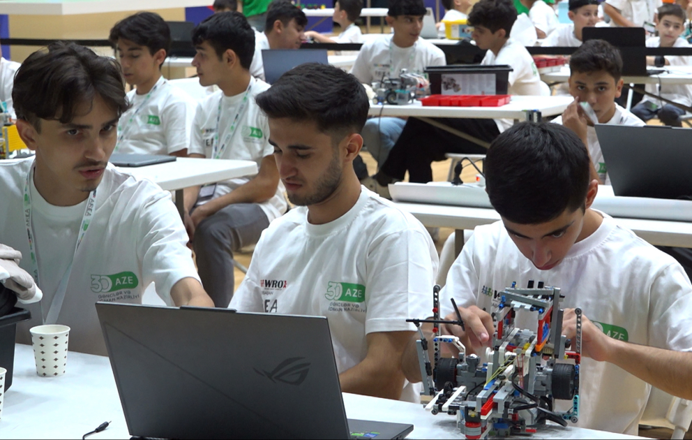 Bakıda yeniyetmə və gənclər arasında VII Robot Olimpiadasının açılış mərasimi olub