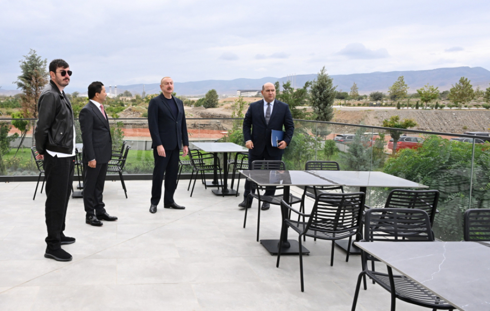 Aghdam: Präsident Ilham Aliyev weiht Aghdam City Hotel ein