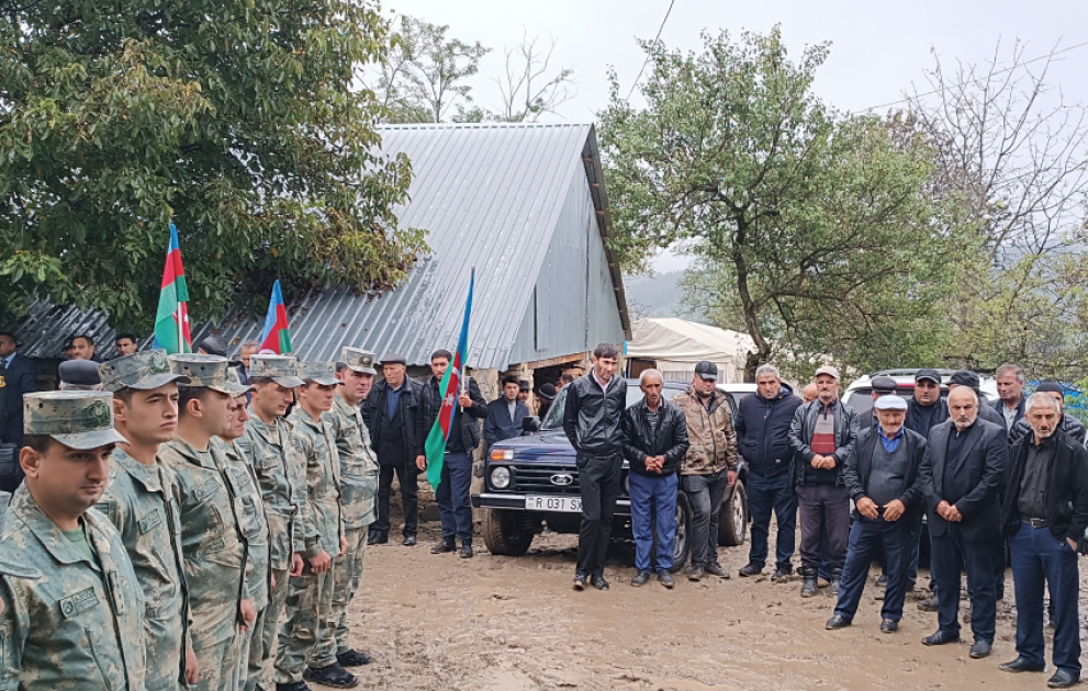 Birinci Qarabağ müharibəsi şəhidinin nəşinin qalıqları Gədəbəydə dəfn edilib