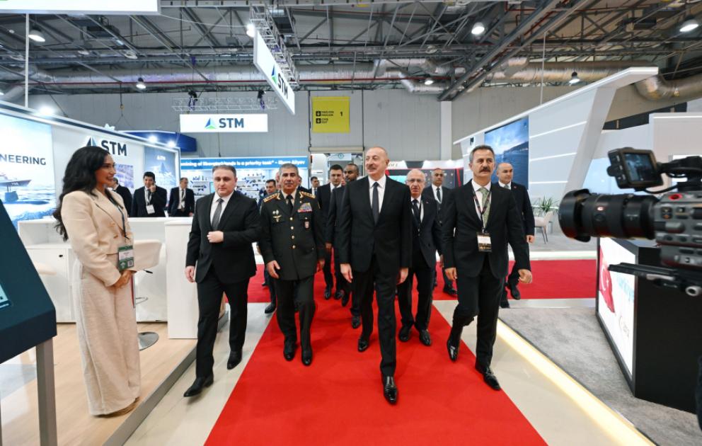 Prezident İlham Əliyev “ADEX-2024” və “Securex Caspian” sərgiləri ilə tanış olub