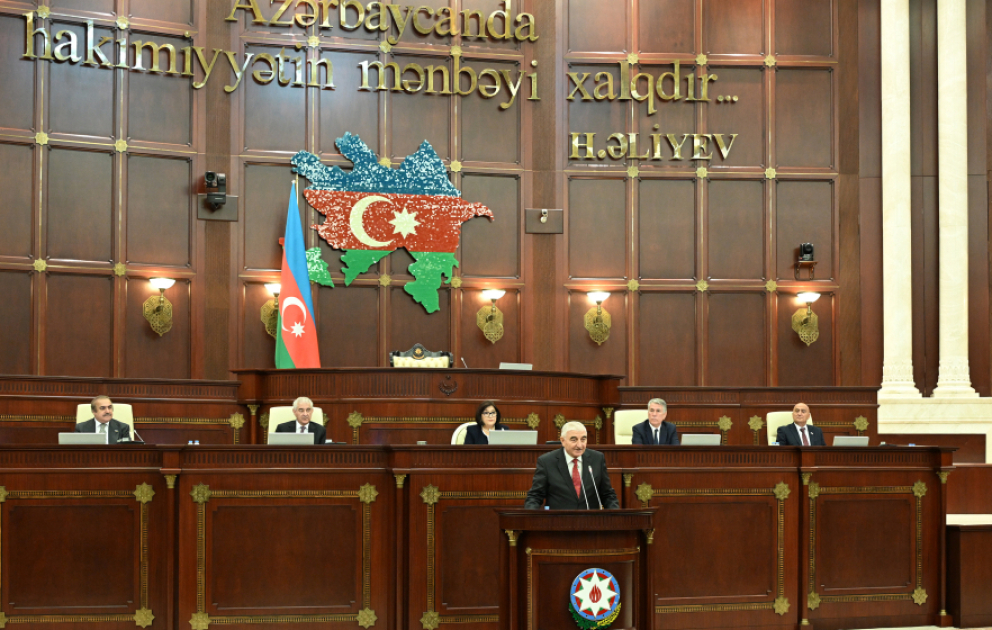 VII çağırış Milli Məclisin payız sessiyasının ilk iclası keçirilib