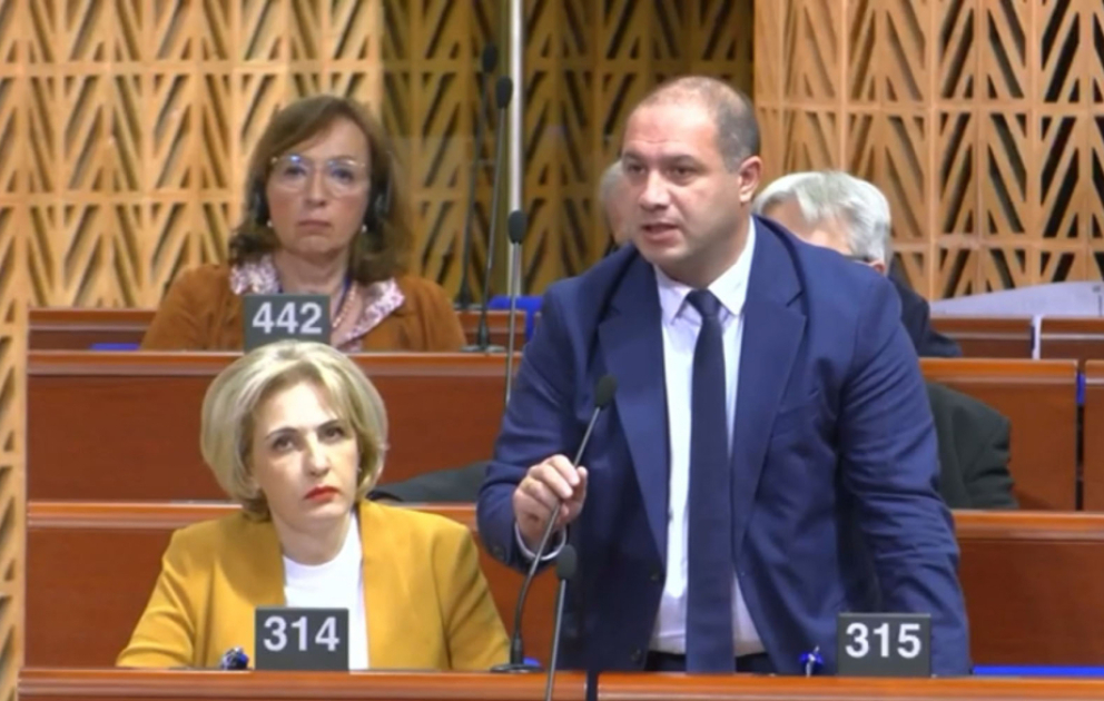 Gürcü parlamentari AŞPA-nı Azərbaycanla bağlı dialoq prinsiplərinə riayət etməyə çağırıb