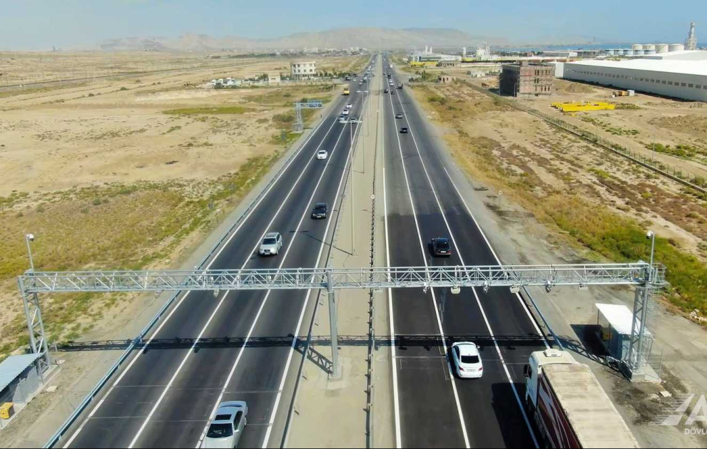 Elektron tərəzilərin avtomobil yollarında quraşdırılması işləri davam etdirilir