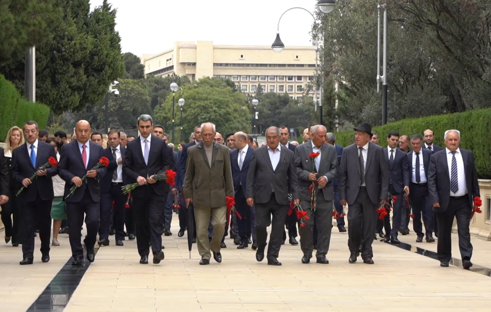 Bu gün Azərbaycan dəmir yolu işçilərinin peşə bayramı günüdür