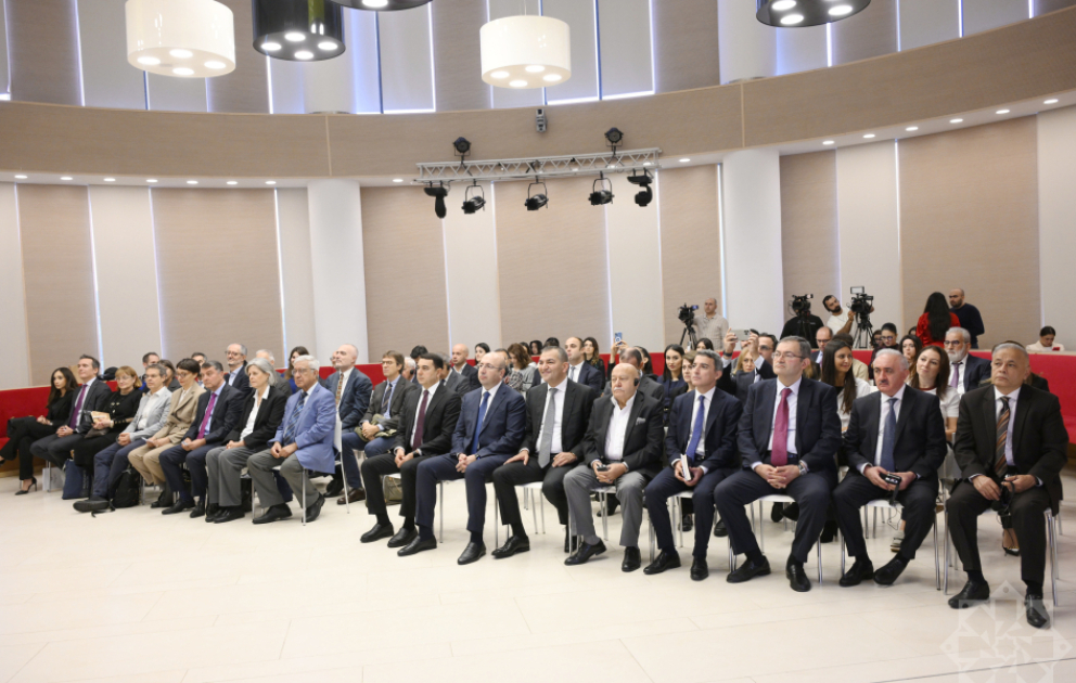 “ADA Universitetinin yeni Şəki kampusunun dizaynı” üzrə sertifikatlaşdırılmış təlim proqramına yekun vurulub