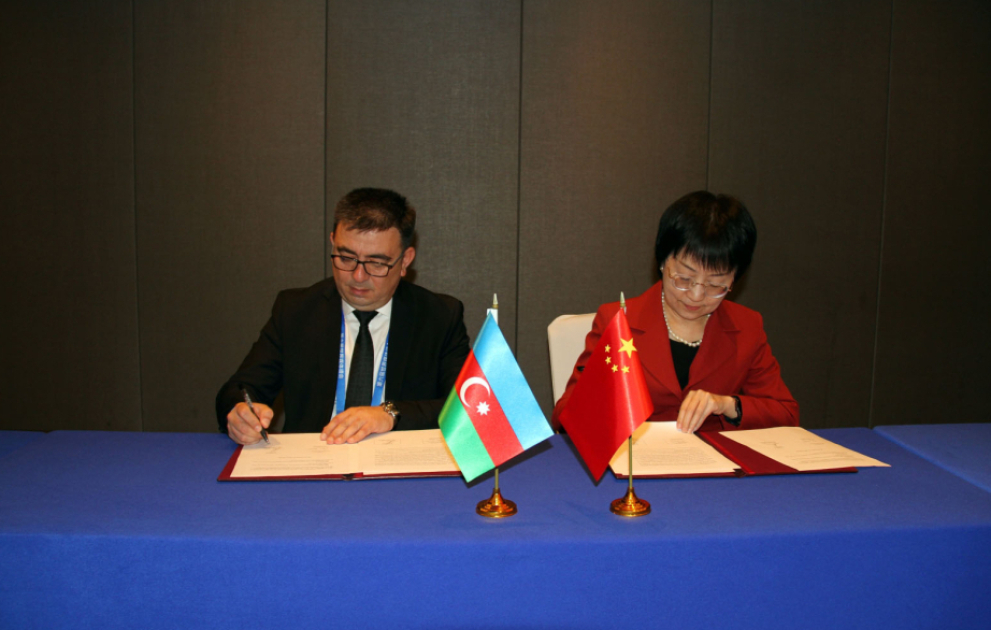 AZERTAC und China Daily unterzeichnen Kooperationsvereinbarung
