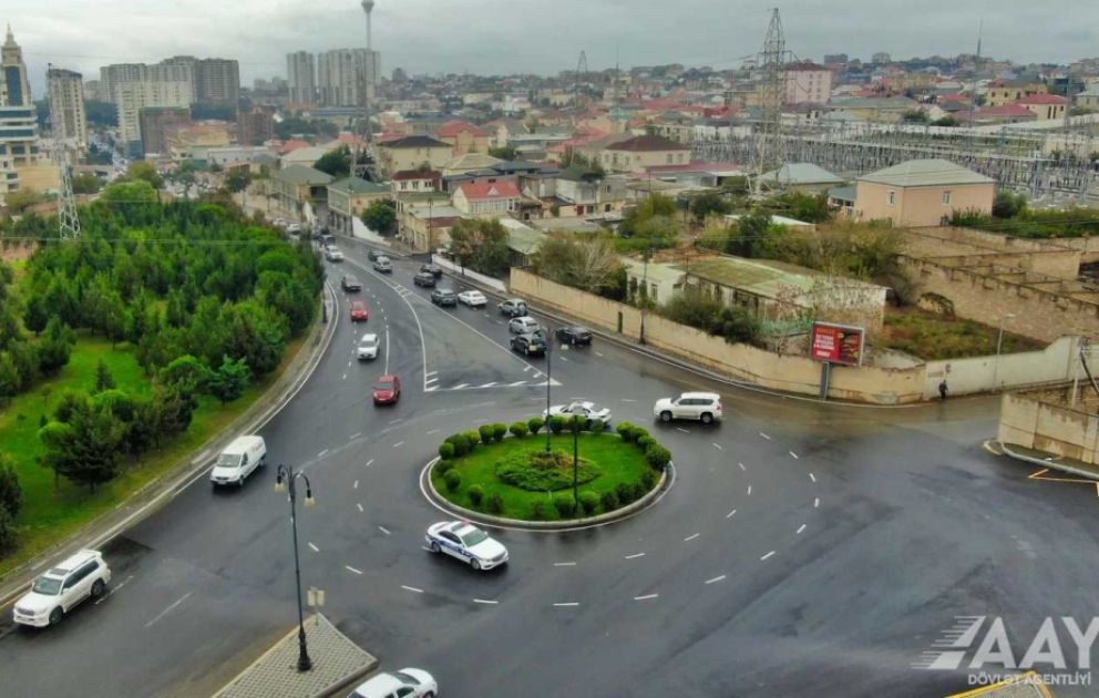 Yasamal rayonunun Mikayıl Müşfiq küçəsi təmir edilib