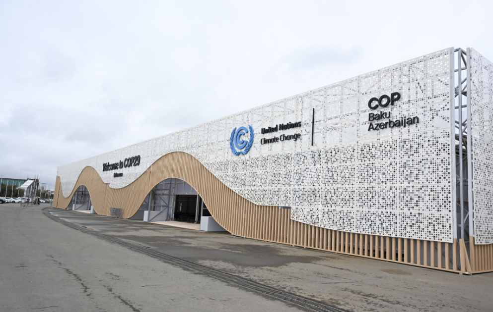 Media nümayəndələri Bakı Olimpiya Stadionunun ərazisində COP29-a hazırlıqla bağlı görülən işlərlə tanış olublar