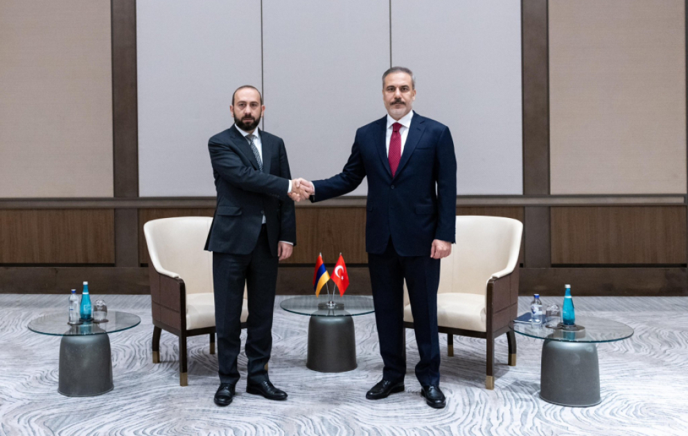 Hakan Fidan rusiyalı və ermənistanlı həmkarları ilə görüşüb