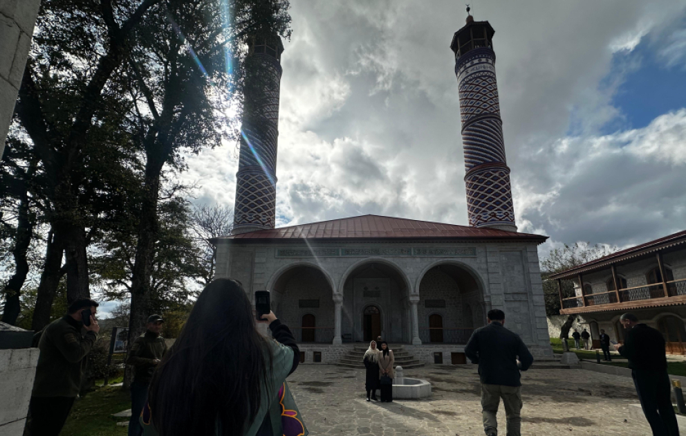 Gürcüstanda yaşayan soydaşlarımızın işğaldan azad olunan ərazilərə səfəri başa çatıb