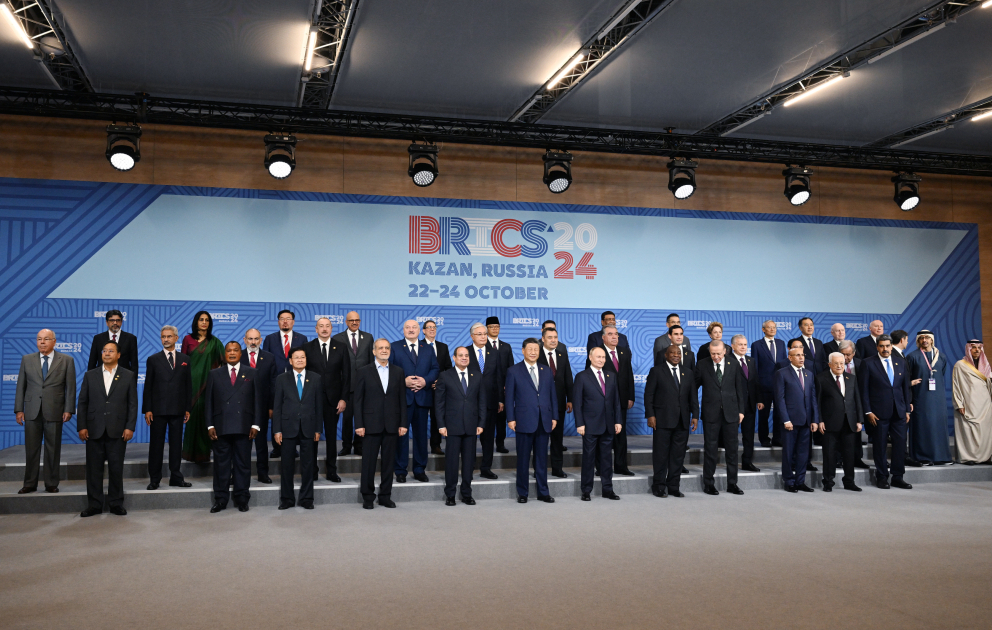La première séance plénière du format Outreach/BRICS+ du 16e Sommet des BRICS se tient à Kazan 
Le président azerbaïdjanais participe à la séance plénière