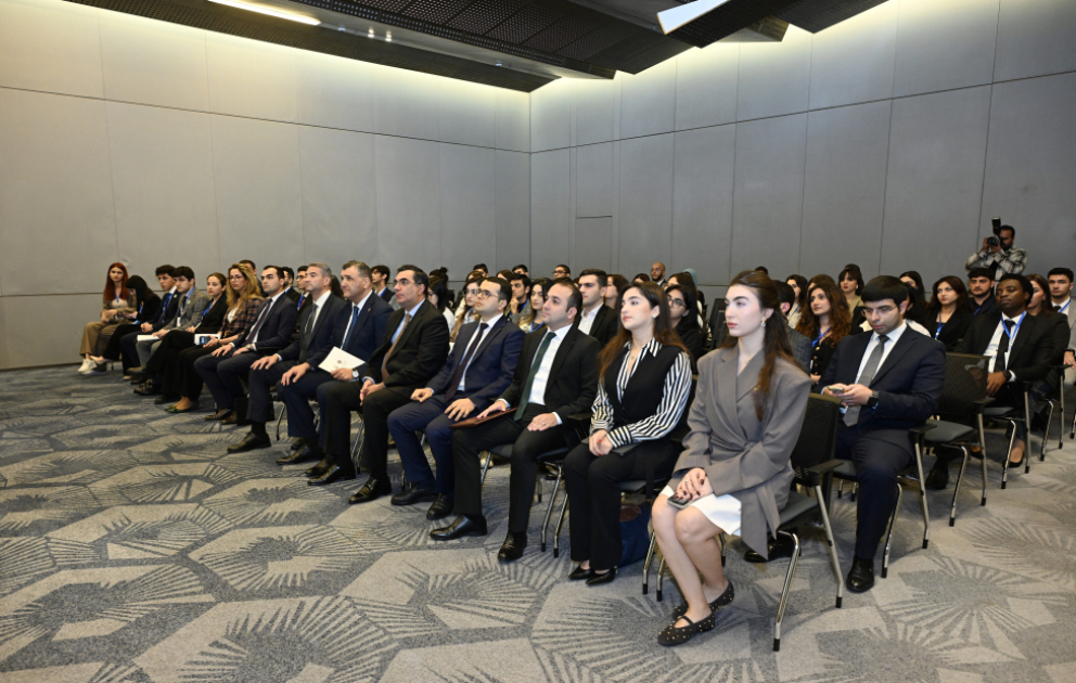 Bakıda “İqlim dəyişiklikləri və enerji hüququ” mövzusunda beynəlxalq konfrans işə başlayıb