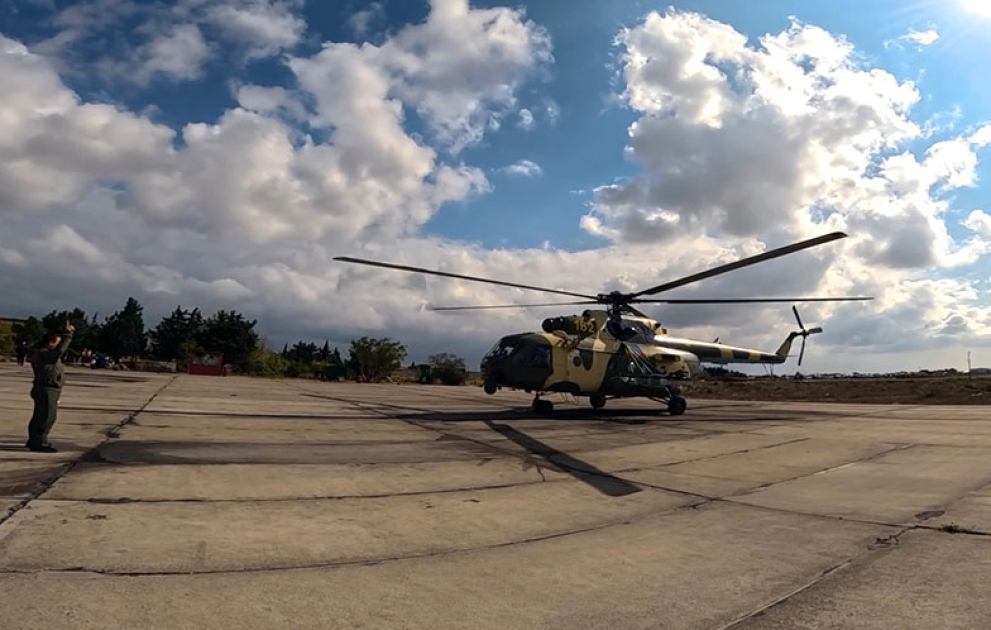 HHQ-nin helikopter bölmələri ilə təlim-məşq uçuşları keçirilib