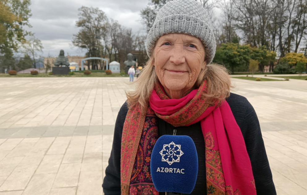 Səyyah Ceyn İqlson: İşğal zamanı bu torpaqlarda baş verənlər məni çox təsirləndirir