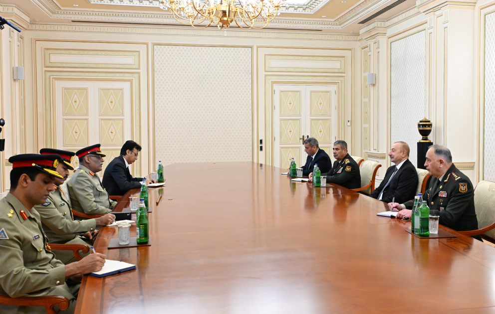 Le président azerbaïdjanais reçoit le président du Comité conjoint des chefs d'état-major de l'armée du Pakistan