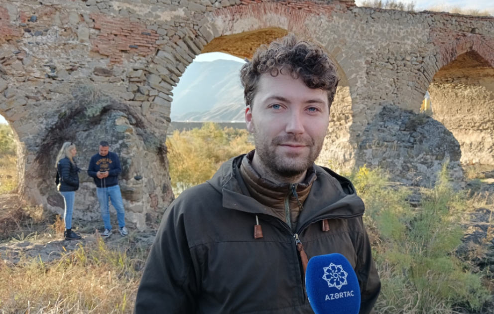 Иностранный путешественник: Худаферинский мост отражает древнюю историю
