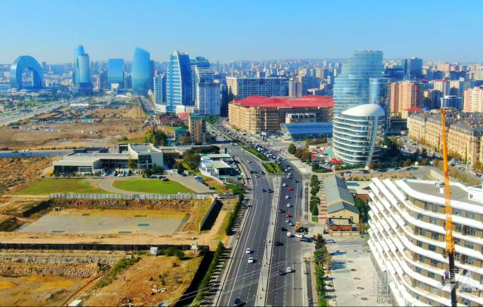 8 Noyabr prospektində aparılan əsaslı təmir işləri yekunlaşmaq üzrədir