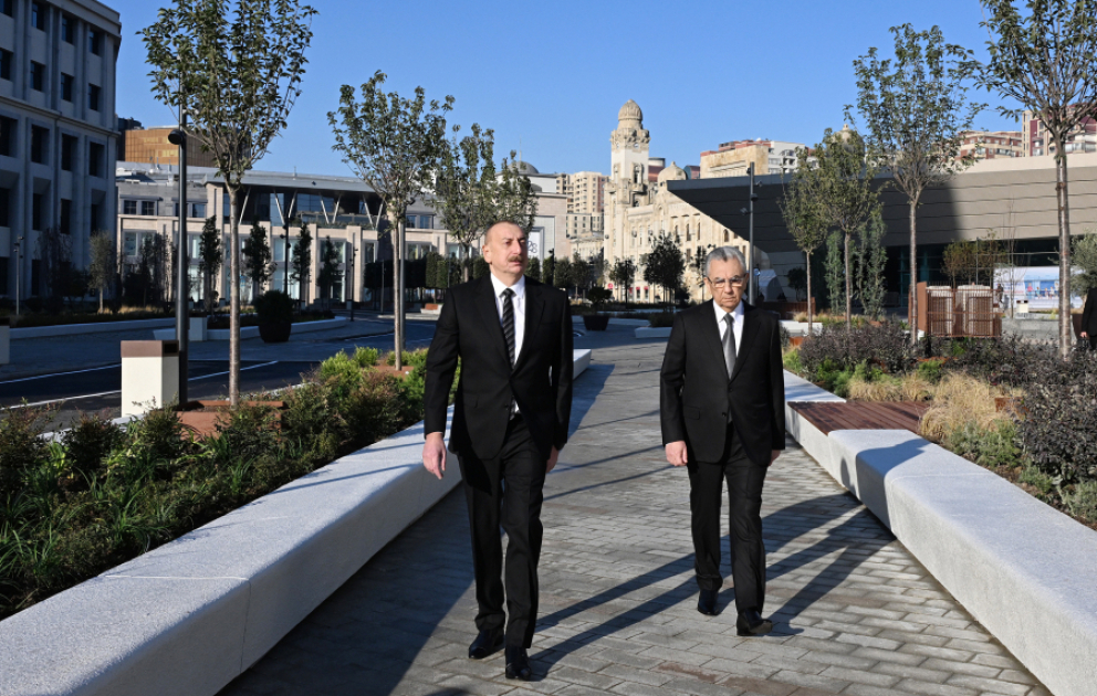 President Ilham Aliyev reviewed upgraded conditions following landscaping and reconstruction efforts in front of Baku Railway Station and 28 May metro station