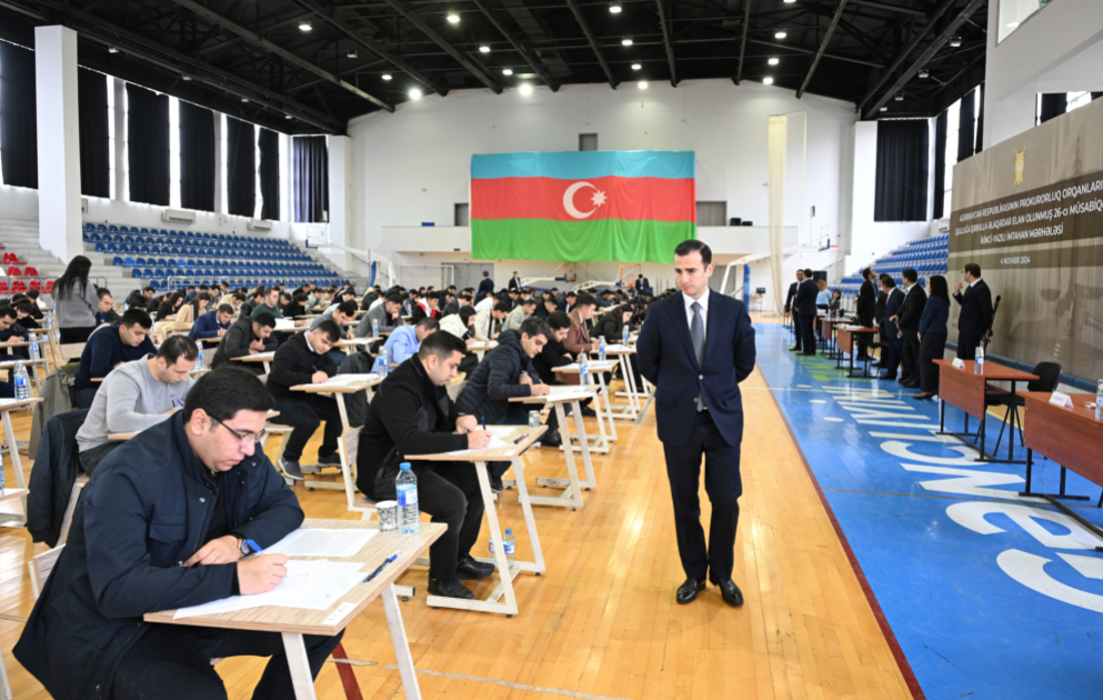 Prokurorluq orqanlarına qulluğa qəbulla əlaqədar müsabiqənin yazılı imtahan mərhələsi keçirilir