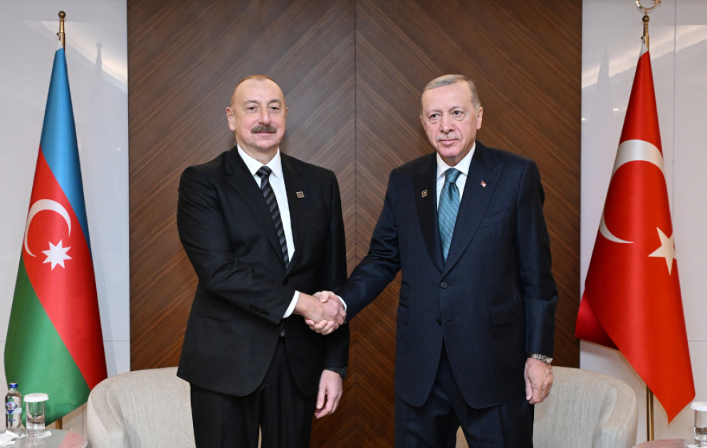 Bişkekdə Azərbaycan Prezidenti İlham Əliyevin Türkiyə Prezidenti Rəcəb Tayyib Ərdoğan ilə görüşü olub